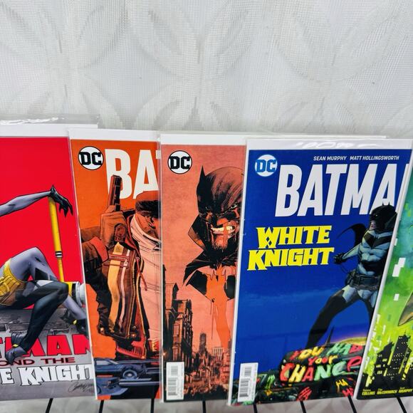 Batman White Knight 1 4 7 Curse 1-7 Red Hood 1, Beyond 5-6 Lot DC Black Label - Picture 5 of 9